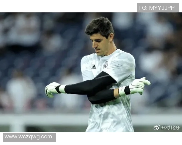 库尔图瓦的守门之道：从青涩少年到世界顶级门将的成长历程