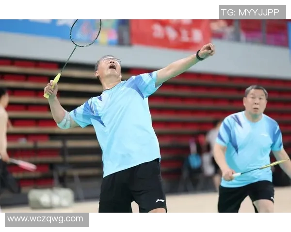 羽毛球热议聚焦上海羽毛球队状态争议引发的多方讨论与反思