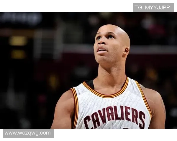 骑士与马刺激战26日谁能在这场对决中笑到最后